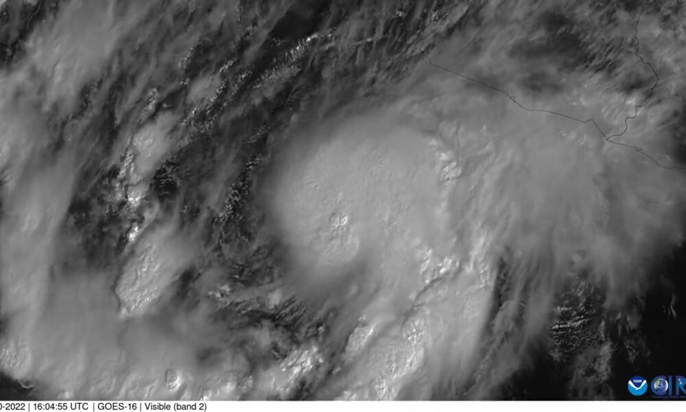 Satellites show Tropical Storm Roslyn forming off the coast of Mexico ...